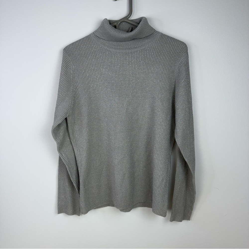 Vintage‎ Signature Expressions Silver Sparkle Turtleneck Sweater